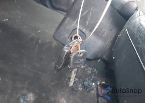 2015 Chevrolet Silverado 1500 1Lt z USA, uszkodzony, nr VIN 3GCPCREC1FG400859